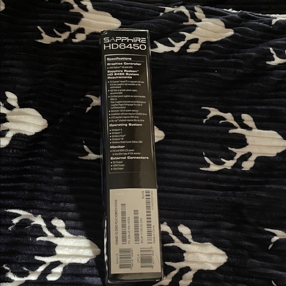 Sapphire Radeon HD 6450 Graphics Card - Picture 2 of 4